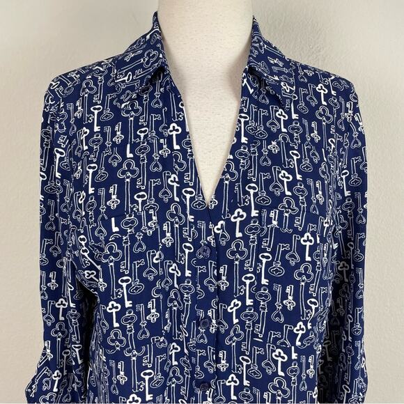 Express Blue White key Print Button Front Portofino Top Medium - Picture 3 of 8